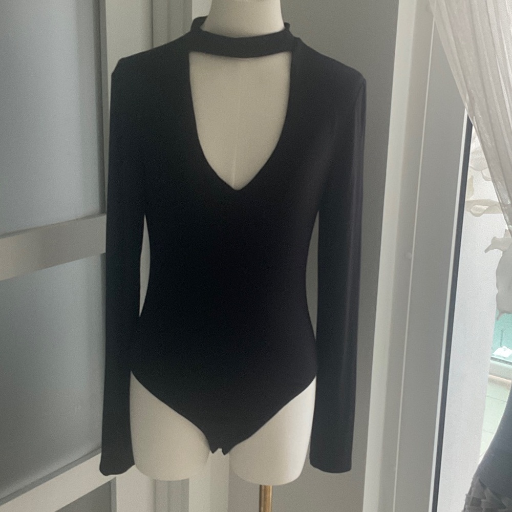 W A Y F Black Long Sleeve Bodysuit sz M
